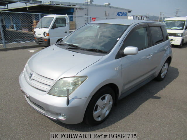 TOYOTA IST