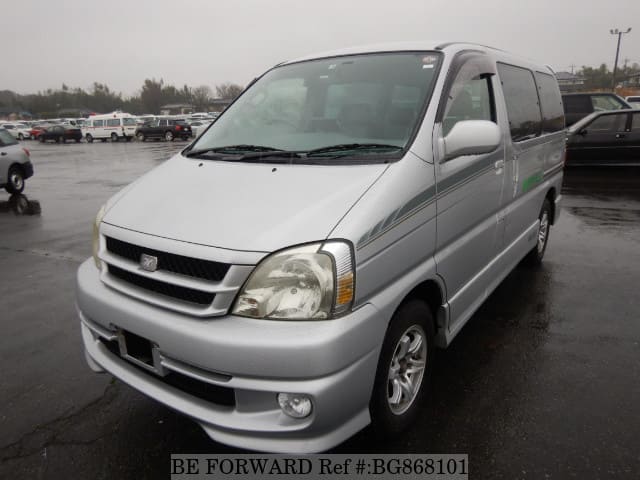 TOYOTA Touring Hiace