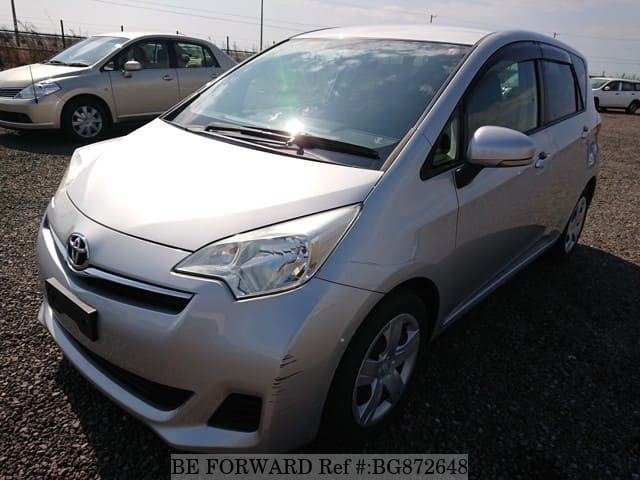 Toyota ractis 2012