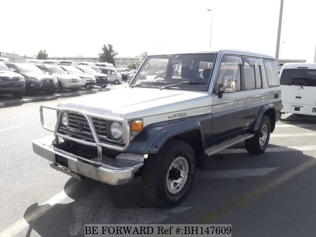 TOYOTA Land Cruiser