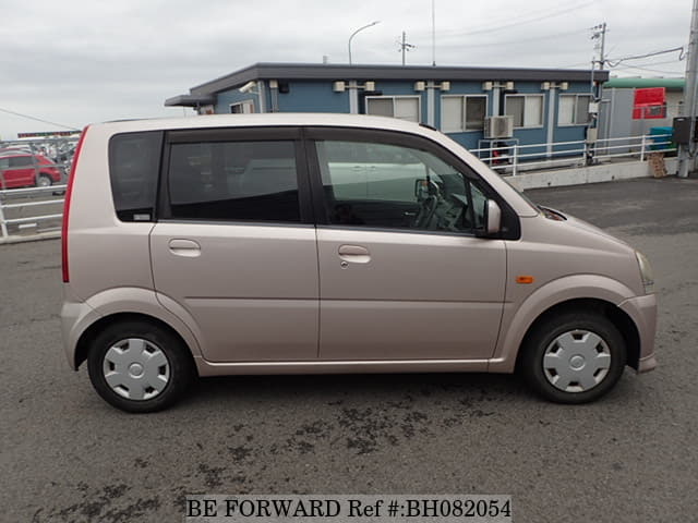 Daihatsu move 2005