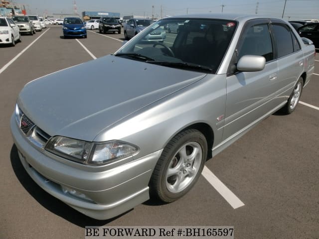 TOYOTA Carina