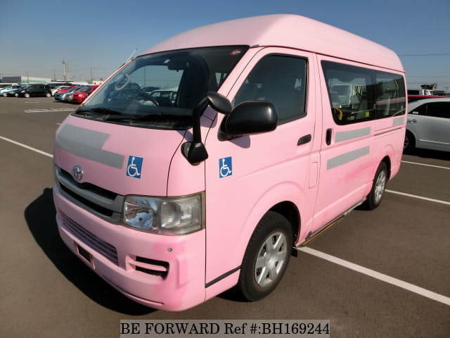 TOYOTA Hiace Van