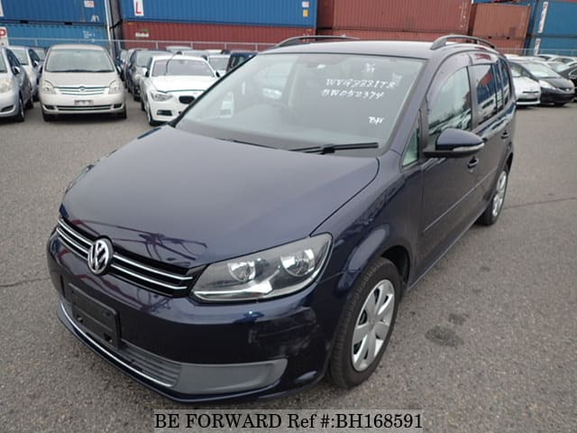 VOLKSWAGEN Golf Touran