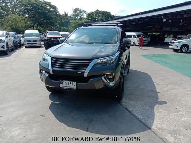 TOYOTA Fortuner