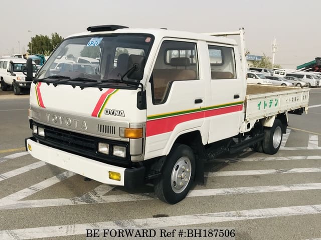 TOYOTA Dyna Truck