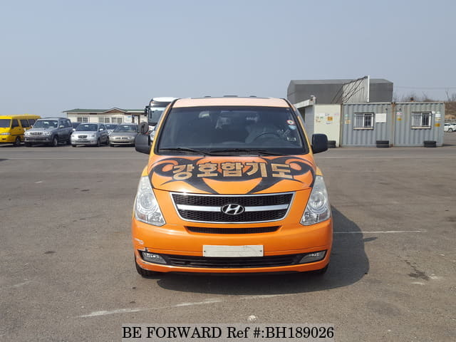 HYUNDAI Grand Starex