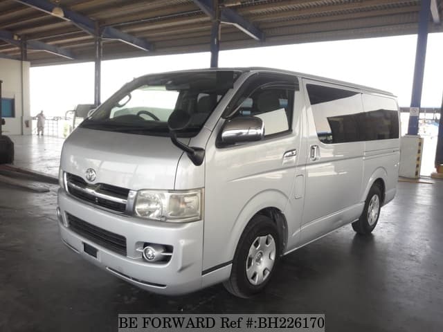 TOYOTA Hiace Van