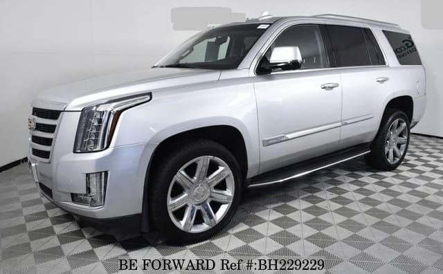 CADILLAC Escalade