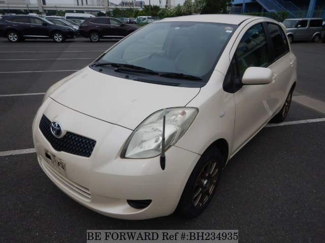 TOYOTA Vitz