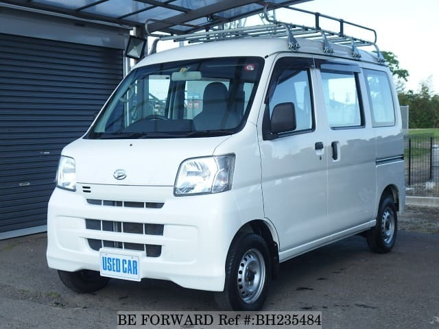 DAIHATSU Hijet Cargo