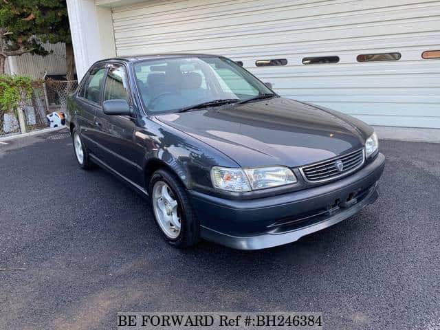 TOYOTA Corolla Sedan