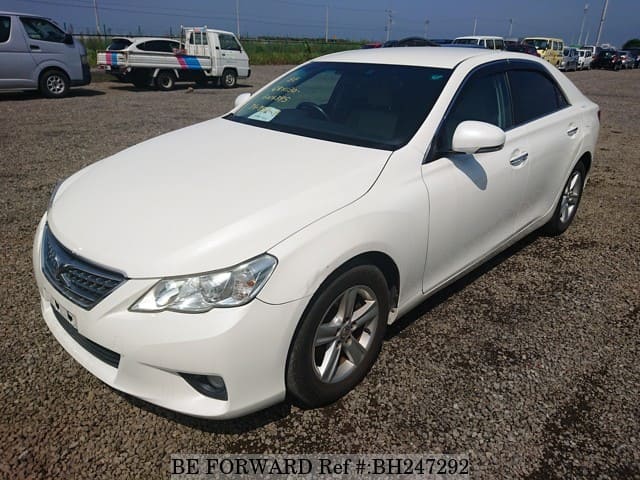 Toyota mark x 2010
