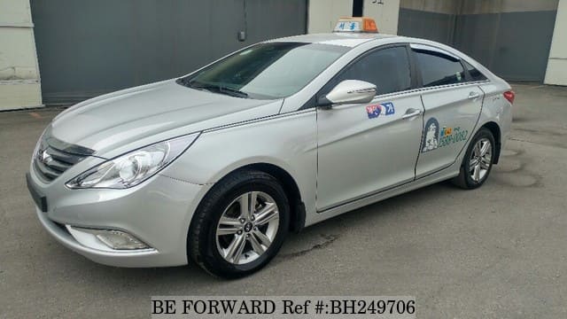 HYUNDAI YF Sonata