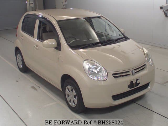 TOYOTA Passo