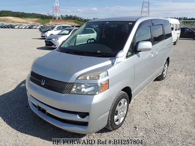 Toyota voxy 2006