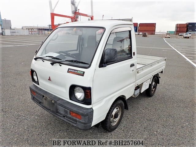 MITSUBISHI Minicab Truck