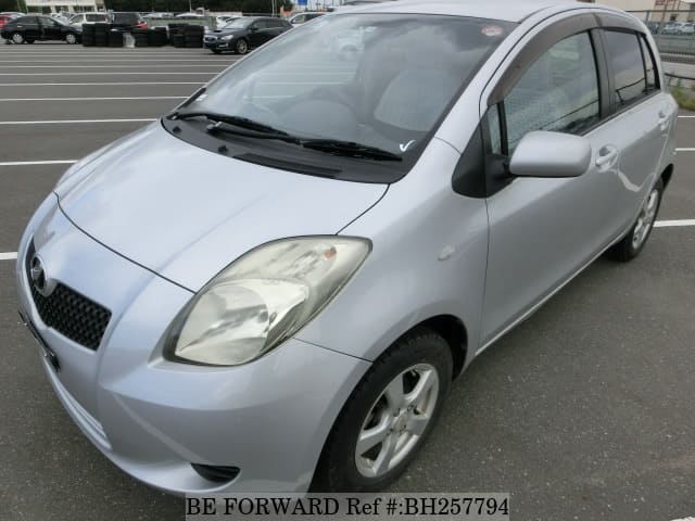 TOYOTA Vitz