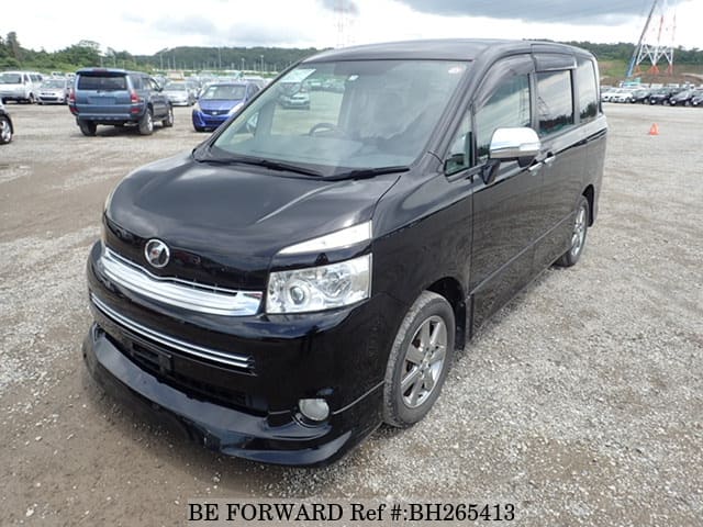 Toyota voxy zs kirameki