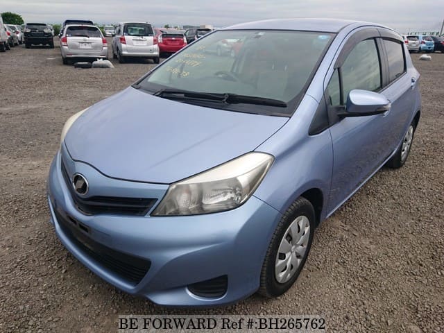 TOYOTA Vitz