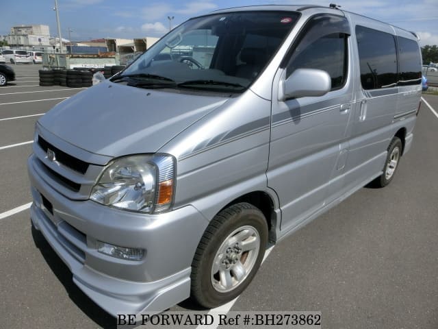 TOYOTA Touring Hiace