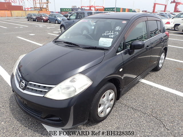 NISSAN Tiida