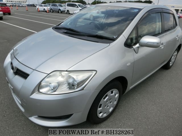 TOYOTA Auris