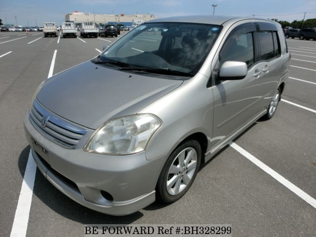 TOYOTA Raum