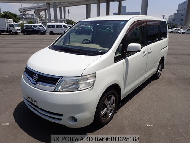 Nissan serena 2007