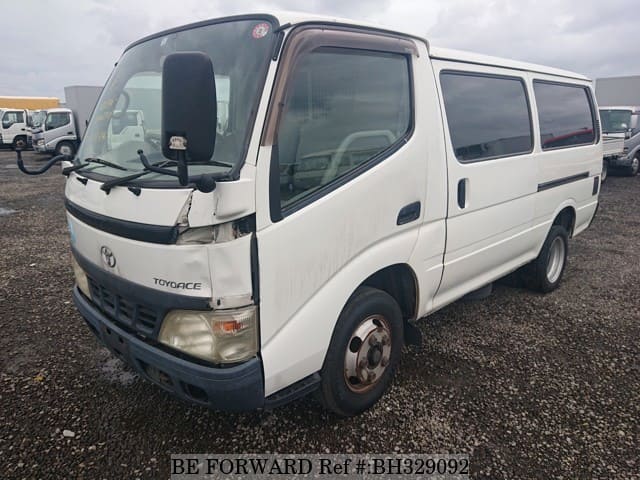 TOYOTA Toyoace Route Van