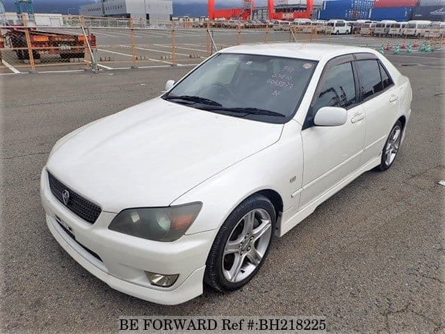 Toyota altezza 2002