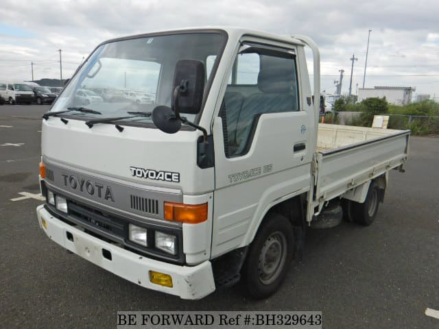 TOYOTA Toyoace