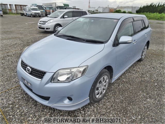 Toyota corolla fielder 2011