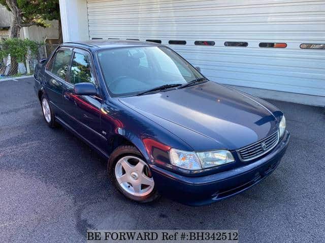 TOYOTA Corolla Sedan