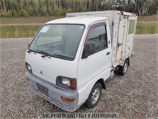 MITSUBISHI Minicab Truck