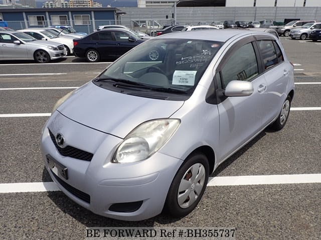 TOYOTA Vitz