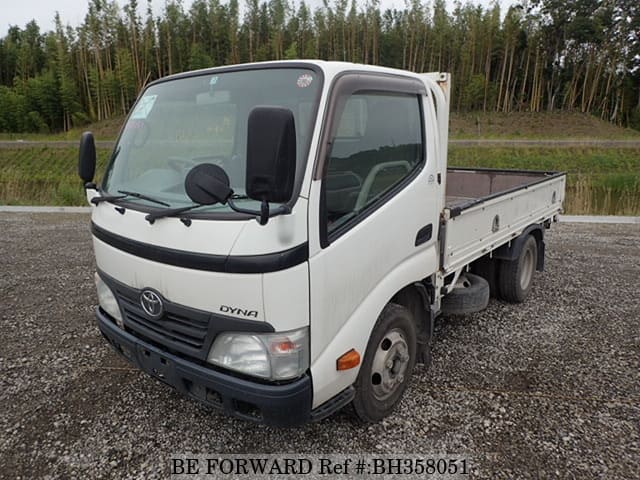 TOYOTA Dyna Truck