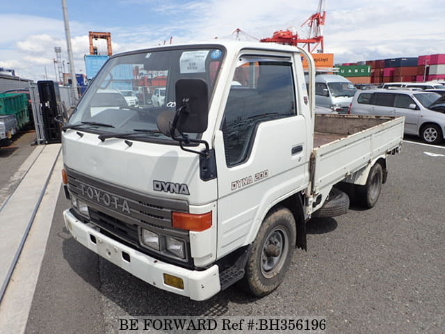 TOYOTA Dyna Truck