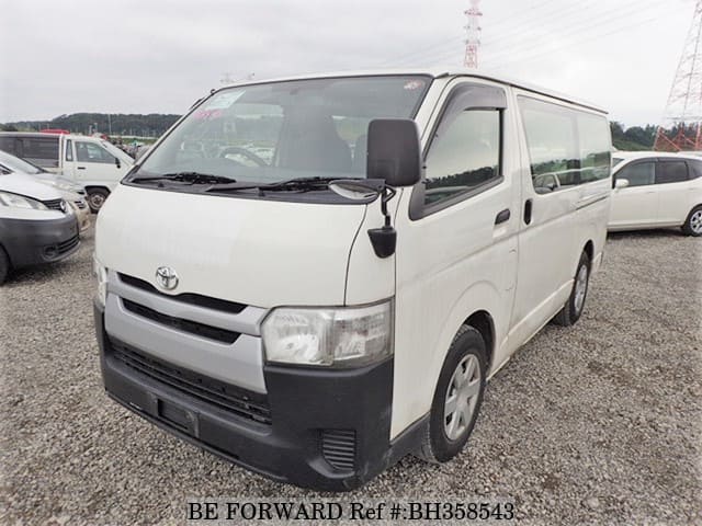 TOYOTA Hiace Van