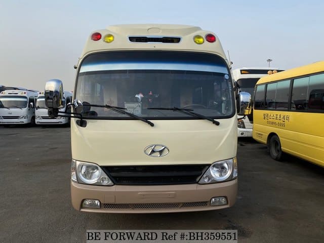 HYUNDAI County