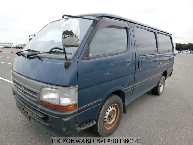 TOYOTA Regiusace Van