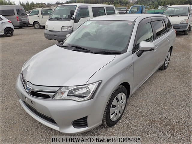 Toyota fielder 2015