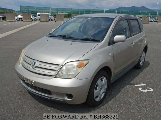 TOYOTA IST