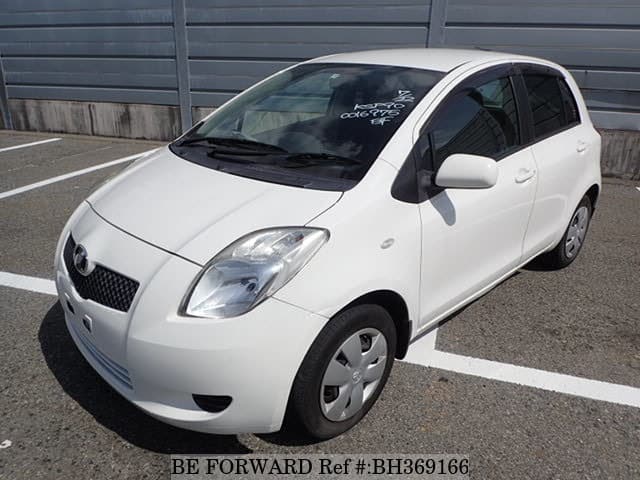 TOYOTA Vitz