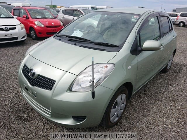 TOYOTA Vitz