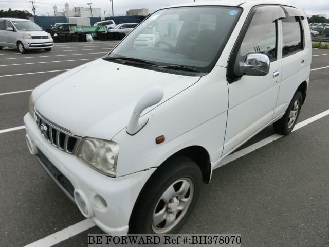 DAIHATSU Terios Kid