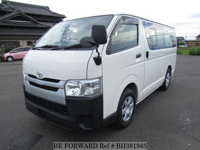 TOYOTA Hiace Van