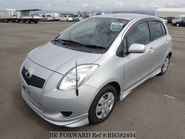 TOYOTA Vitz