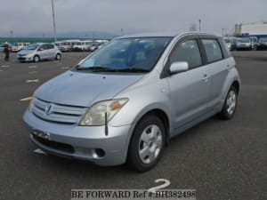 Used 2002 TOYOTA IST BH382498 for Sale
