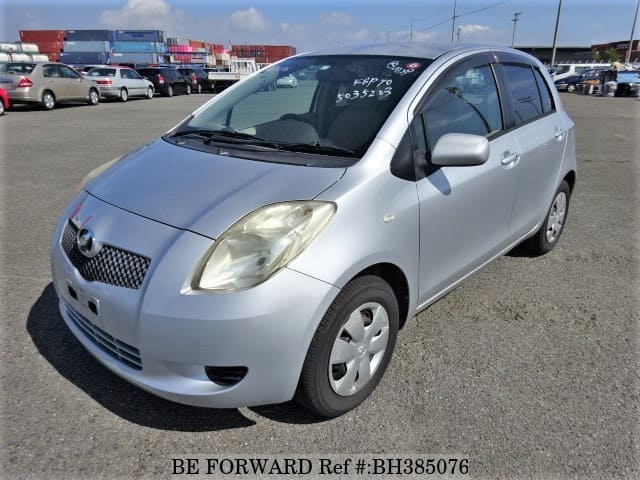 TOYOTA Vitz